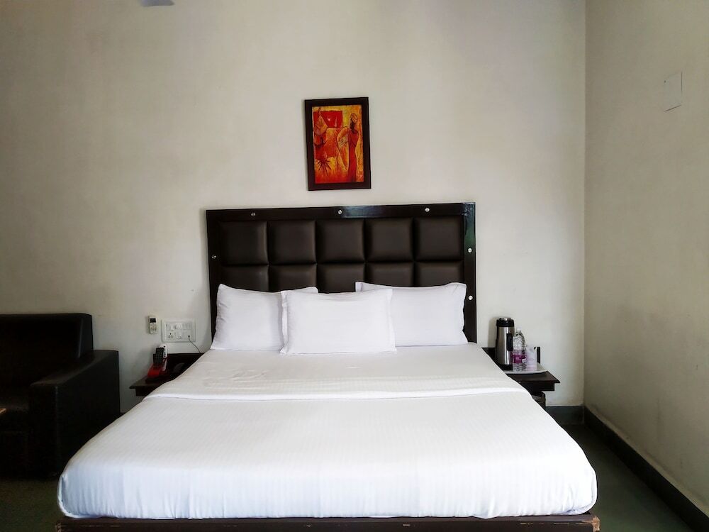 Сурат: Budget Inn Hotel Hospice