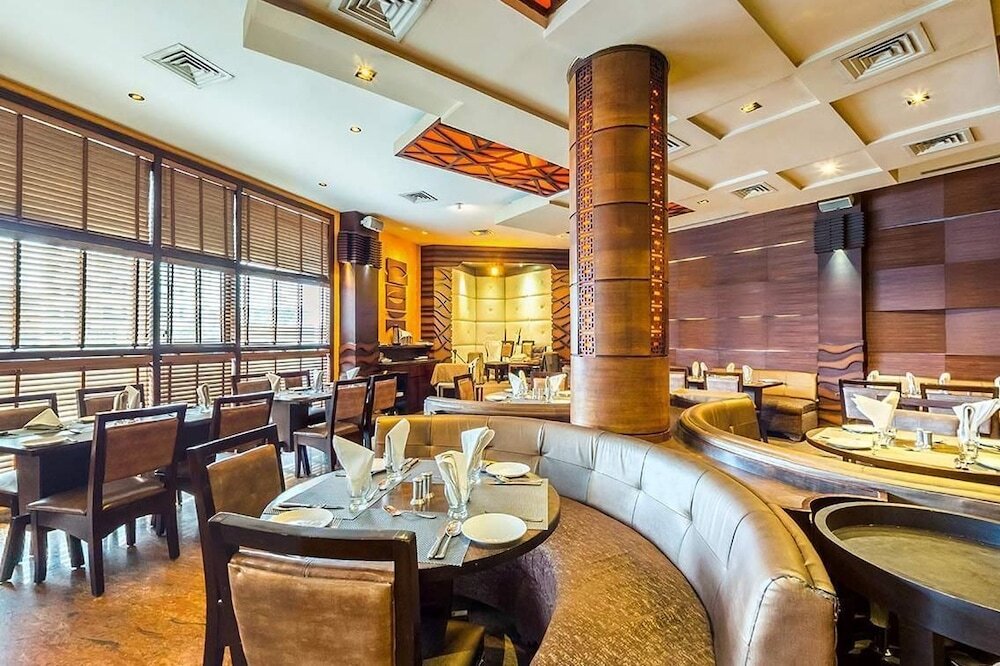 Гувахати: Hotel Nandan
