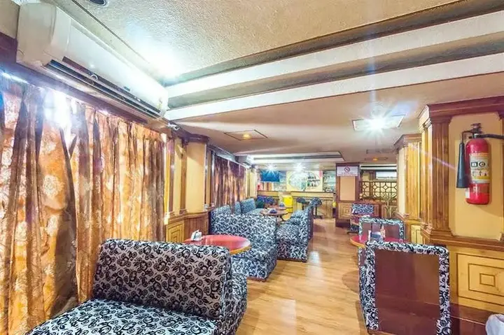 Гувахати: Hotel President