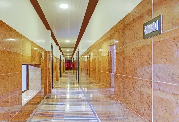 Мадикери: Hilltown Hotel