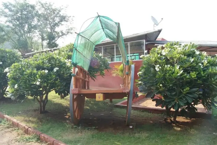 Кушалнагар: Veera Bhoomi Tourist Village