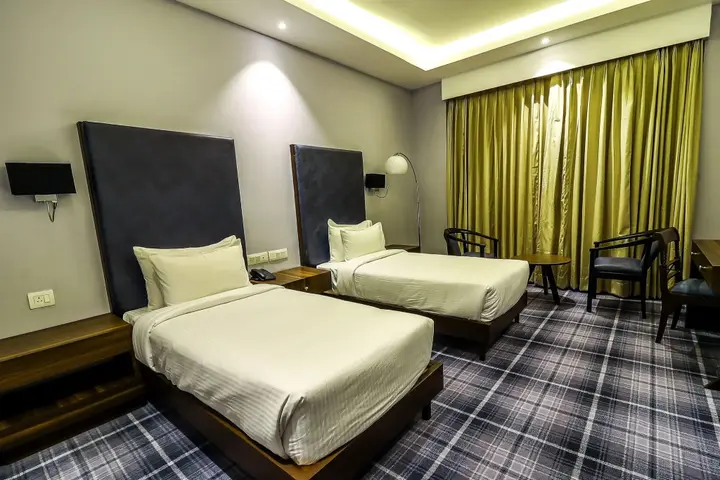 Райпур: Hotel Piccadily Raipur