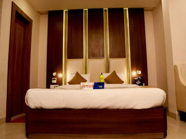 Праяградж: Hotel Ajay International