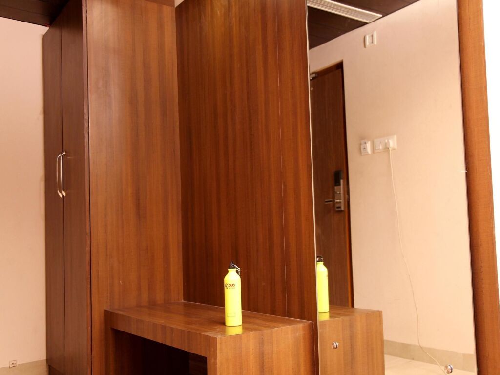 Праяградж: Hotel Ajay International