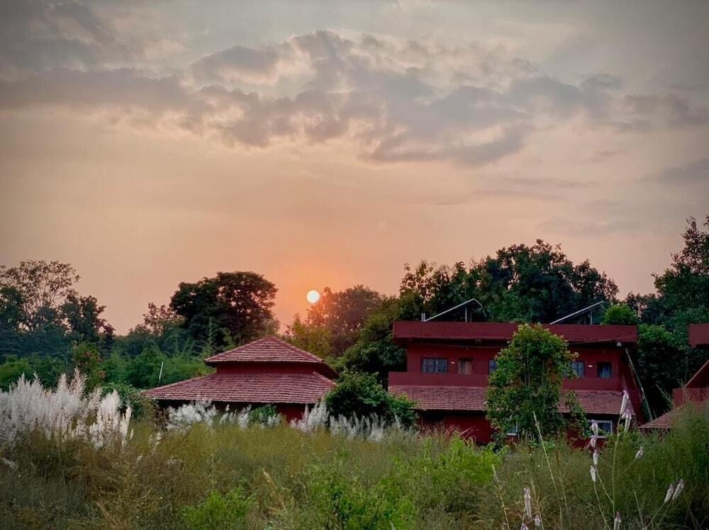 Панпата: The Tiger Valley Resort