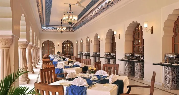 Кукас: Heritage Retreat