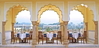 Кукас: Heritage Retreat