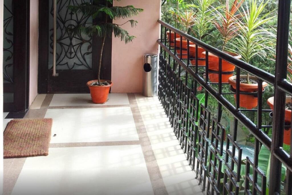 Шиллонг: Hotel Majestic Shillong