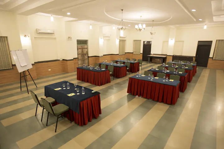 Алвар: Alwar Bagh Sariska by Aamod Resorts