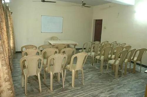 Eraniel: Hotel Parvathi Residency