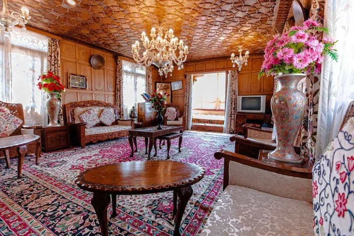Шринагар: Kolu Group Of Houseboats