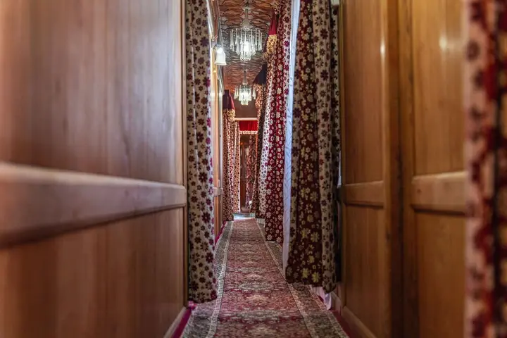 Шринагар: Kolu Group Of Houseboats