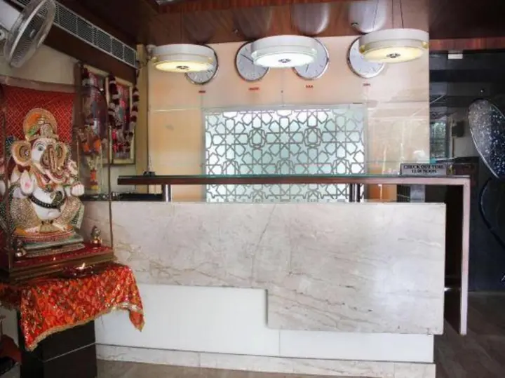 Фаридабад: Hotel Rajmandir