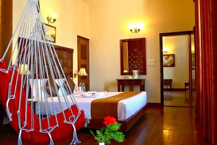 Казаули: Hotel Kasauli Woods