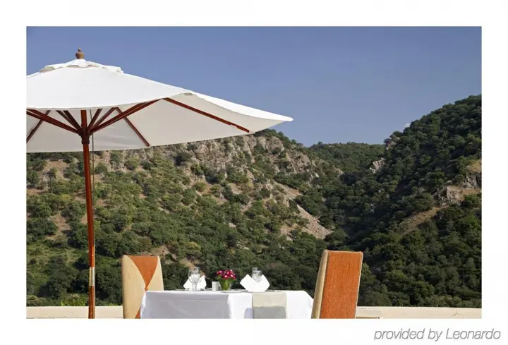 Сикар: The Gateway Ramgarh Lodge