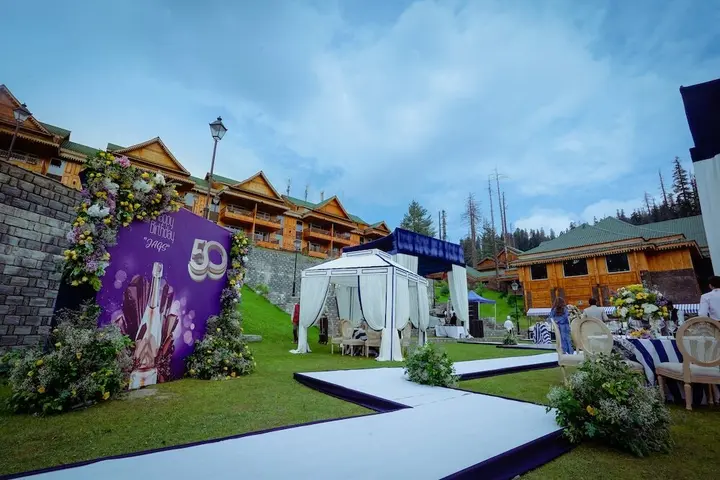 Гульмарг: The Khyber Himalayan Resort & Spa