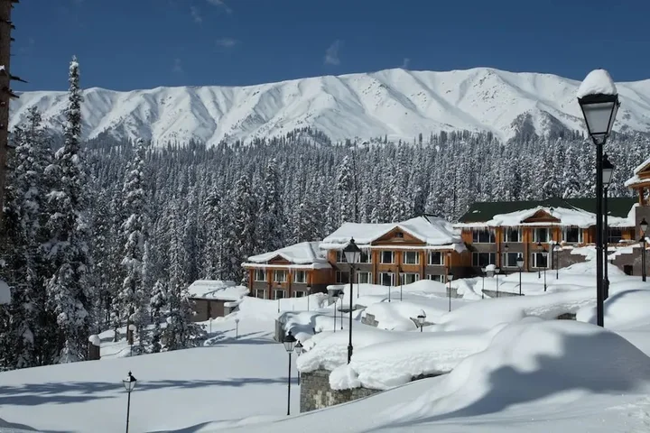 Гульмарг: The Khyber Himalayan Resort & Spa