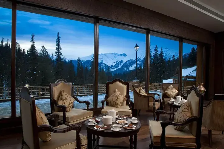 Гульмарг: The Khyber Himalayan Resort & Spa