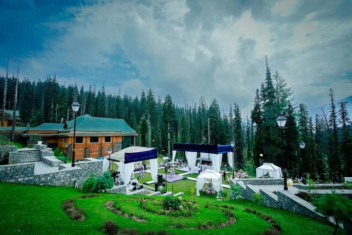 Гульмарг: The Khyber Himalayan Resort & Spa
