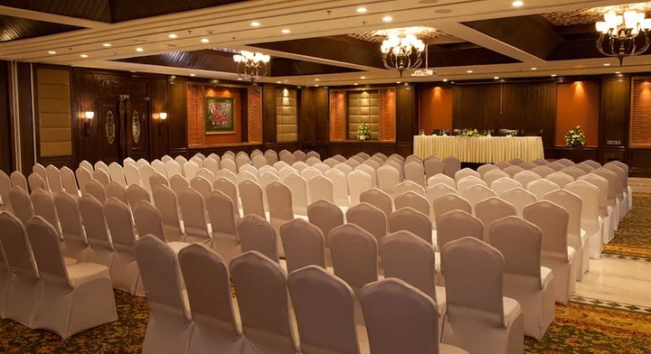 Гульмарг: The Khyber Himalayan Resort & Spa