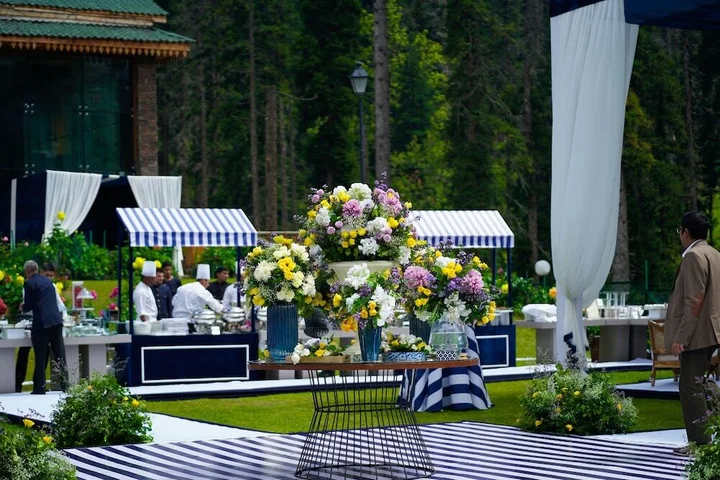 Гульмарг: The Khyber Himalayan Resort & Spa