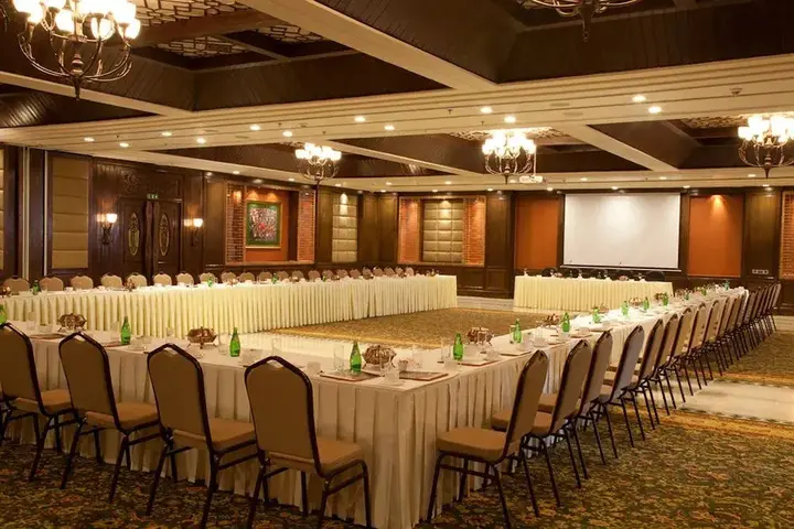 Гульмарг: The Khyber Himalayan Resort & Spa