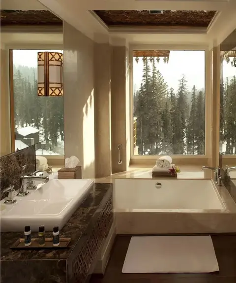 Гульмарг: The Khyber Himalayan Resort & Spa