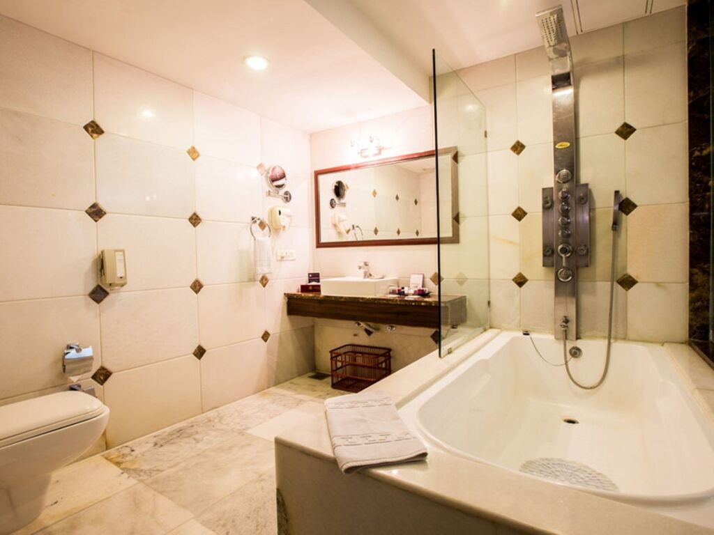 Бхаруч: Regenta Central Harimangla Bharuch