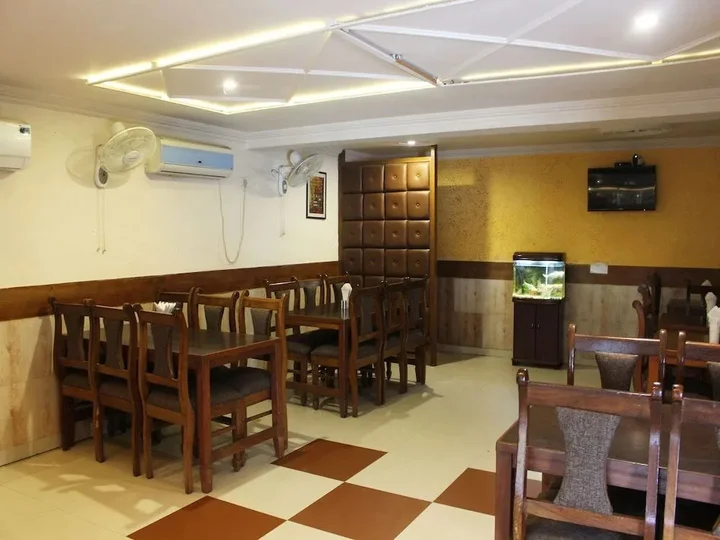 Дехрадун: Chutney Merry Hotel