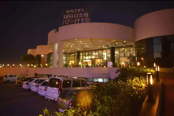 Нашик: Meuse Jupiter Business and Luxury Hotel