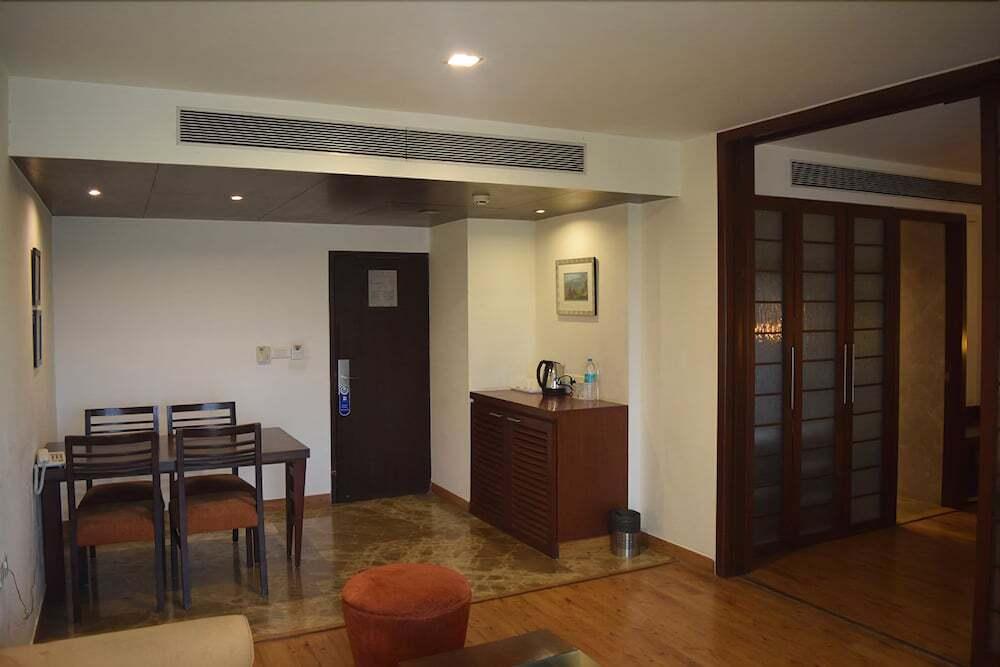 Пуна: Centurion Inn