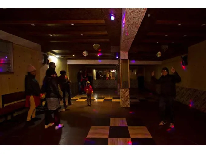 carousel image 2