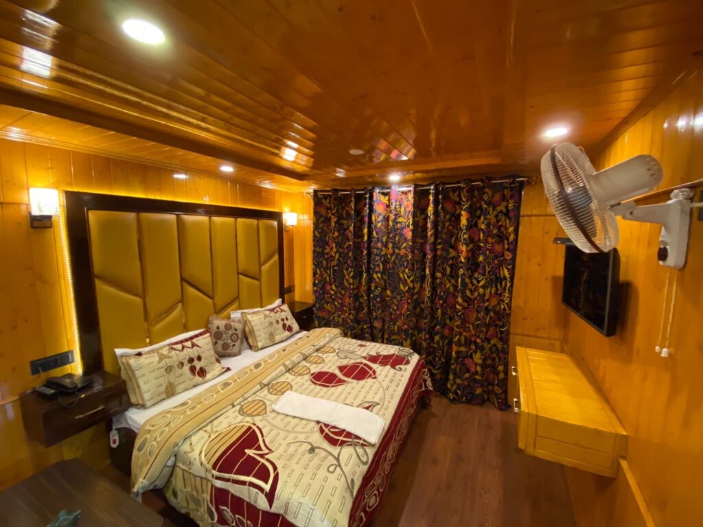 Гульмарг: Pine View Hotel