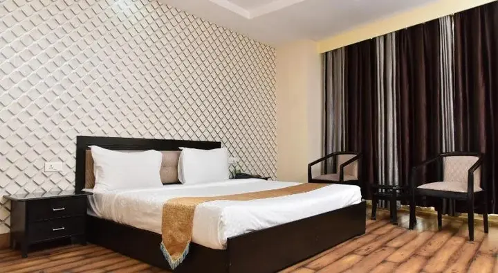 Бахадрабад: Gardenia Hotel Spa and Resort