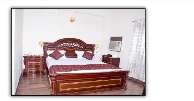 Шахджаханпур: Shakti Resort