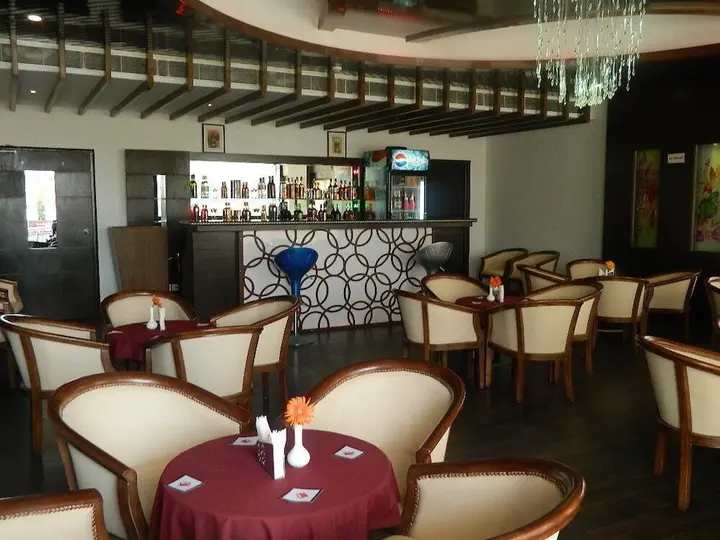 Гадаг: Keshav Clarks Inn