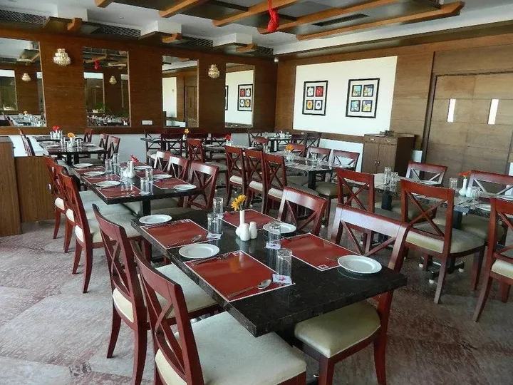 Гадаг: Keshav Clarks Inn