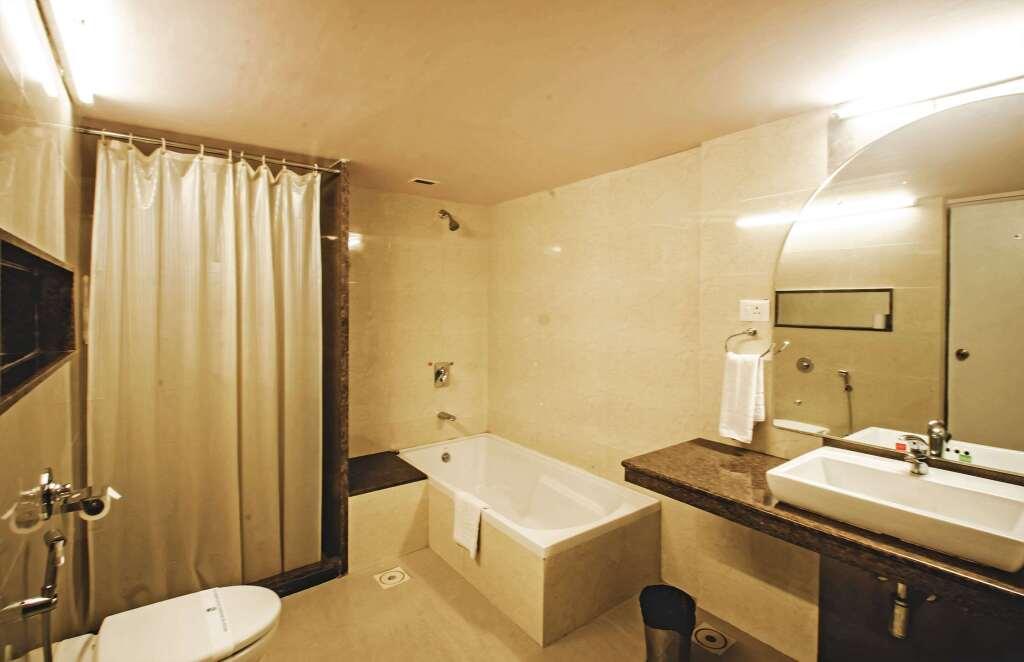 Нашик: Quality Inn Regency