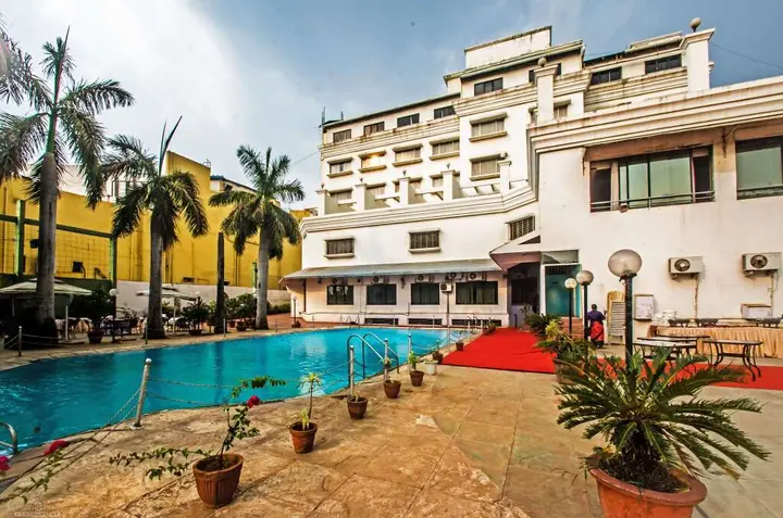 Нашик: Quality Inn Regency