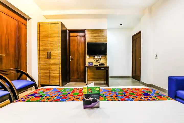 Гуруграм: FabHotel The Residency DLF Galleria
