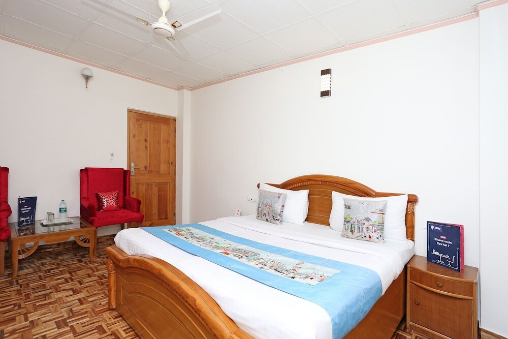 Манали: OYO 7138 Acharya Cottage