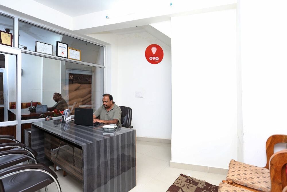 Манали: OYO 7138 Acharya Cottage