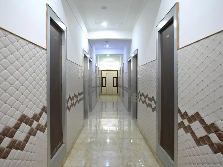 Катра: OYO 5239 Hotel Satya Shree