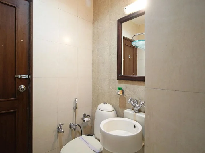 Дехрадун: OYO 6438 Hotel Valley Plaza