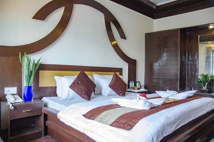Массури: Hotel Abhinandan
