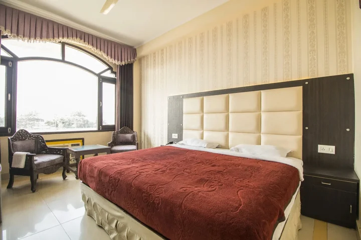 Харидвар: WOW STAYZ2 Hotel Jahanvi Dale