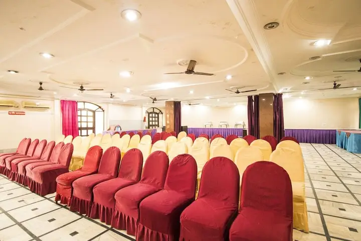 WOW STAYZ2 Hotel Jahanvi Dale — фото 3