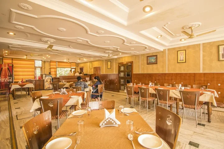 Харидвар: WOW STAYZ2 Hotel Jahanvi Dale