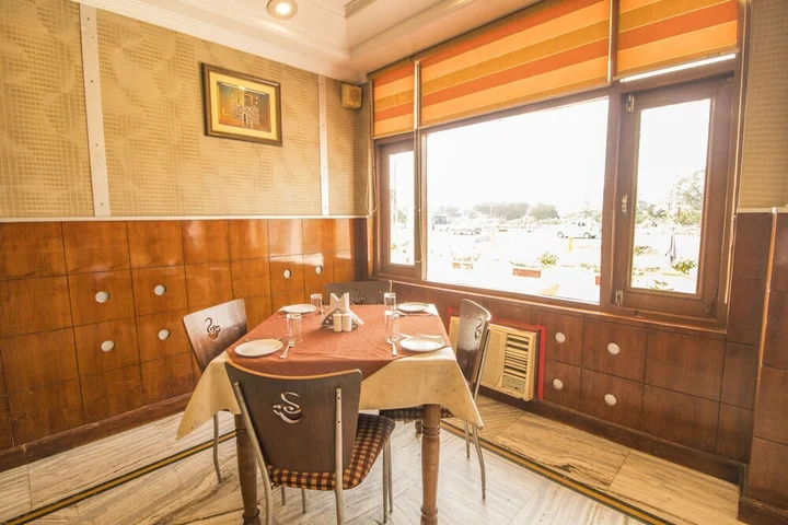 Харидвар: WOW STAYZ2 Hotel Jahanvi Dale