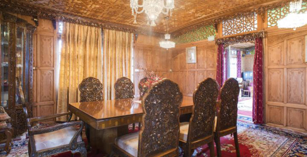 Шринагар: Prince of Kashmir Houseboat